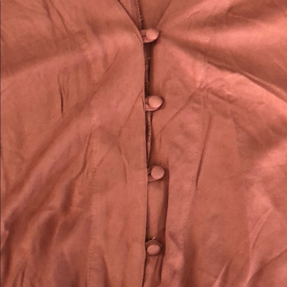 Tops - Picture 5 of 5